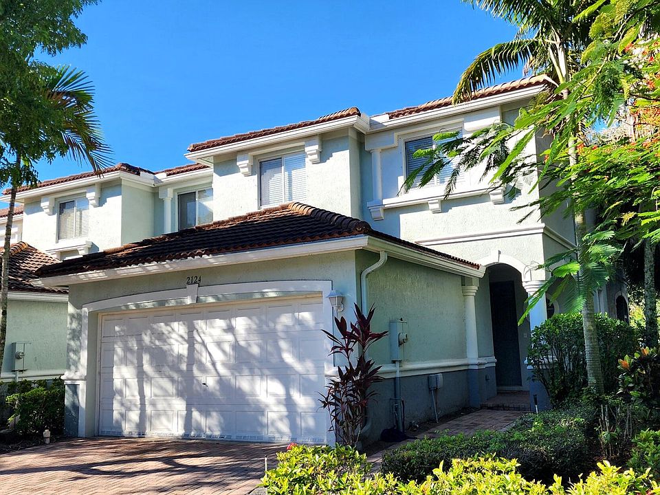 1st image of 2124 Oakmont Drive