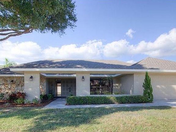 2nd image of 7124 Pelican Island Dr