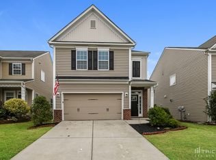 439 Knothole Ln, Charlotte, NC 28214