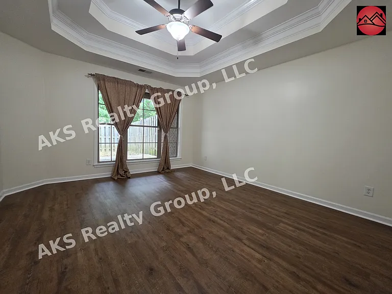 6116 Townley Way — Photo 11