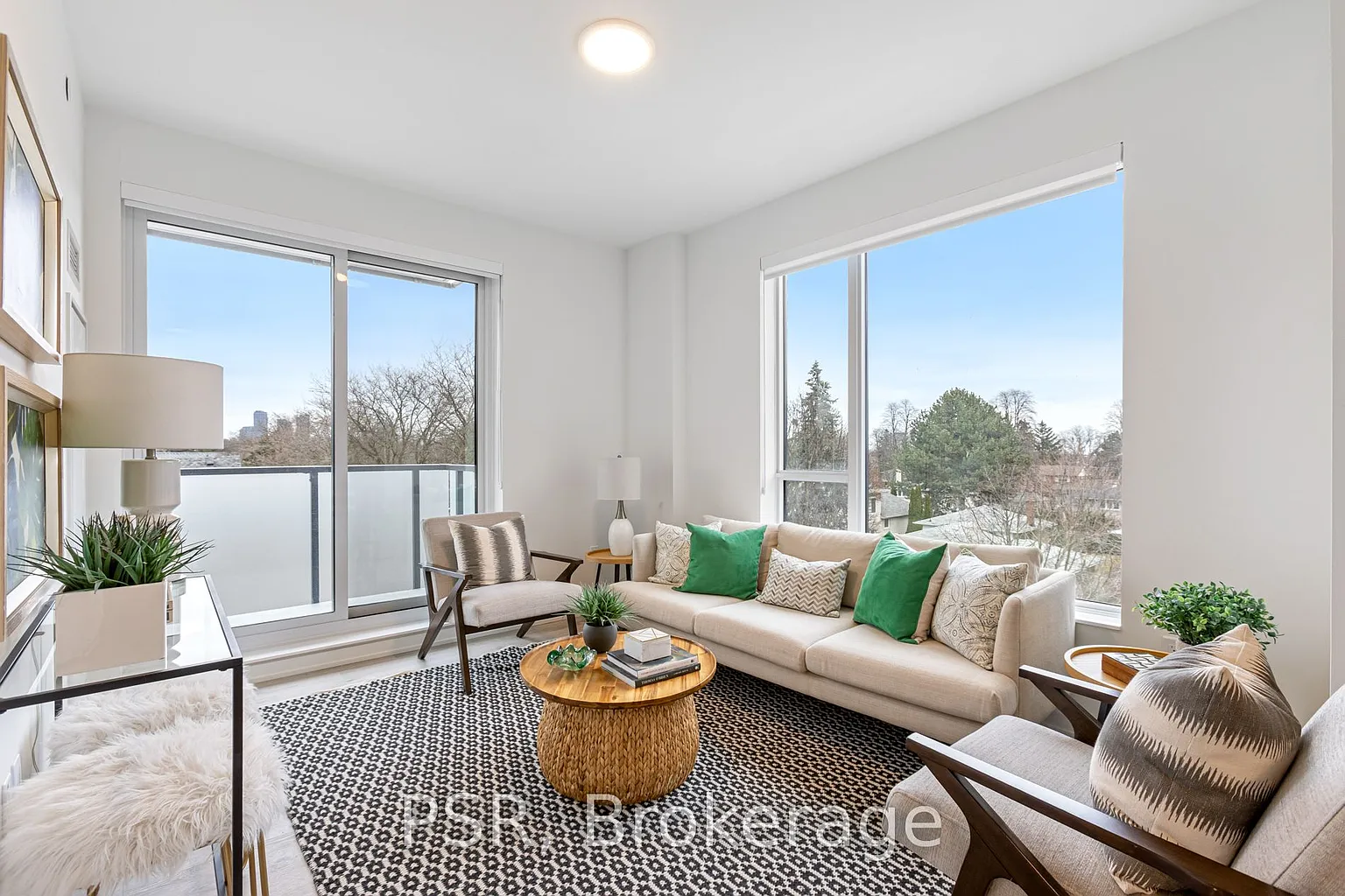 4365 Bloor St W #525 photo 1
