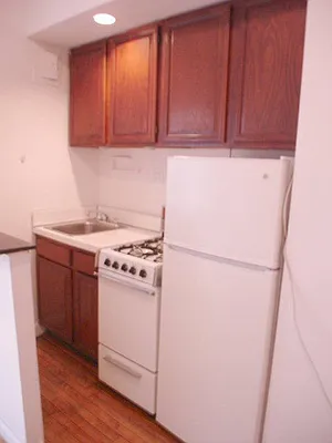 Rented by Glasser Realty LLC | media 3