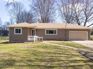2583 Action Dr, Barberton, OH 44203