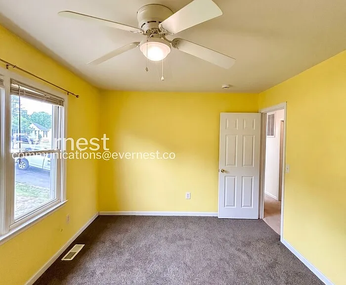 11406 Wentworth Ct — Photo 11