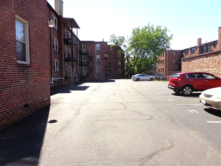 910-916 Spotswood Ave — Photo 14