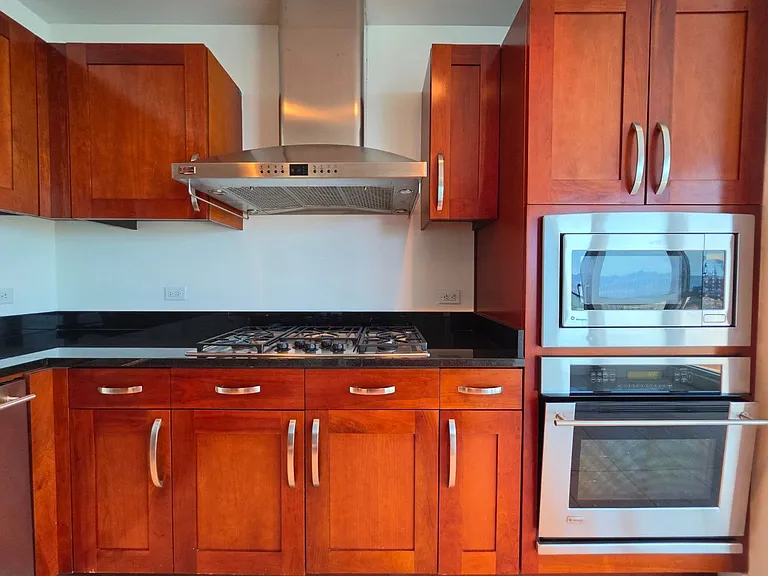 4525 Dean Martin Dr #2807 — Photo 16