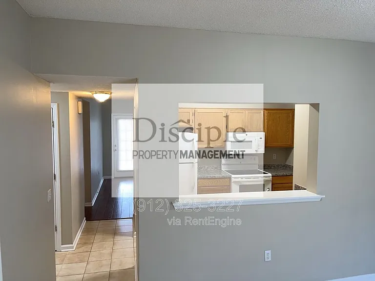 22 E Dubois St #8B — Photo 9