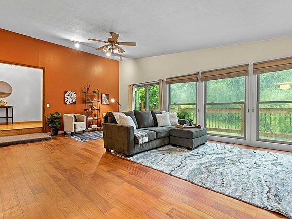 5th image of 2100 Davis Hills Dr
