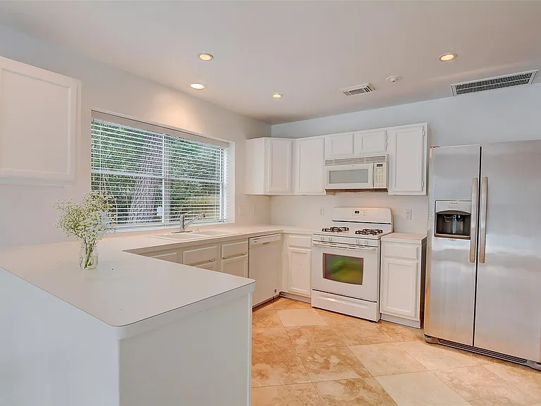 10 E Indian Sage Cir — Photo 5