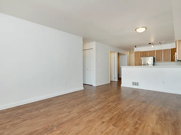 West Side Flats South — Photo 33