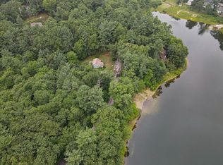 27 Kingsbury Rd, Norfolk, MA 02056