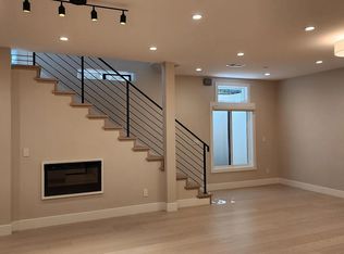 466 Ruthven Ave, Palo Alto, CA 94301