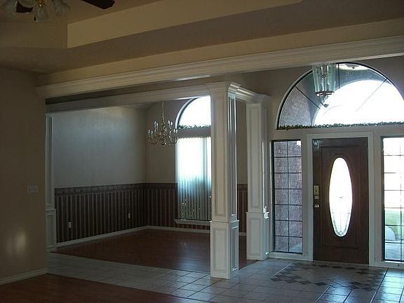 Formal Dining
