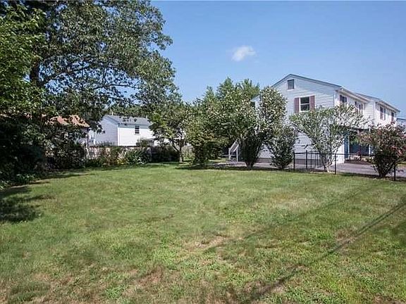 2nd image of 50 Vineland Ave