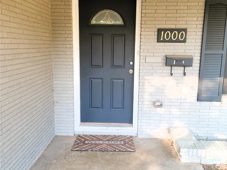 1000 Hereford St — Photo 3