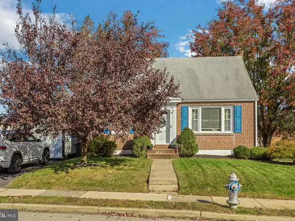 401 Lindsay St, Ridley Park, PA 19078