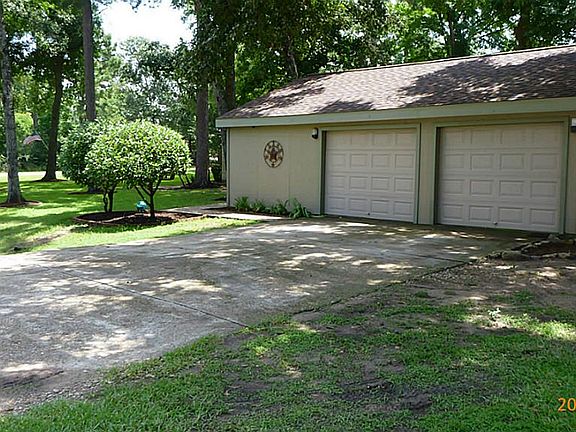 2 plus+ size garage 896 sq ft, additional breaker box, New roof with Tech Shield and ridge vents.