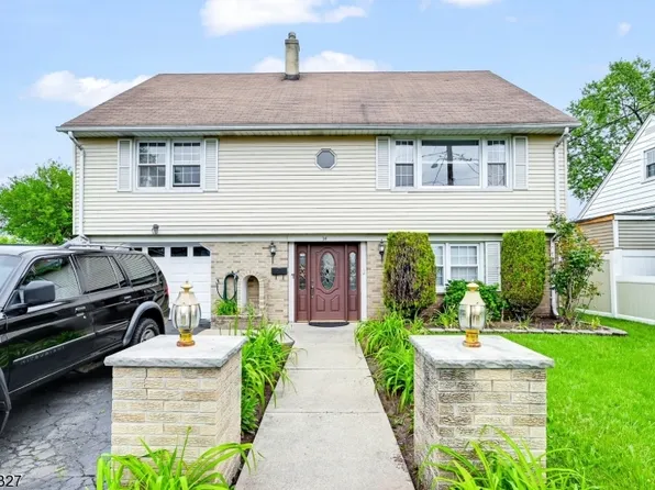 34 Katherine St, Little Ferry Boro, NJ 07643