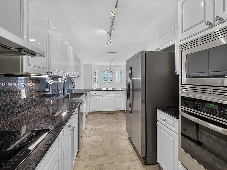 1413 Sunset Harbour Dr #209 — Photo 13