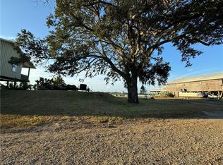 20031 Victory Rd, New Orleans, LA 70129