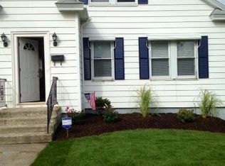 688 River Ave, Providence, RI 02908