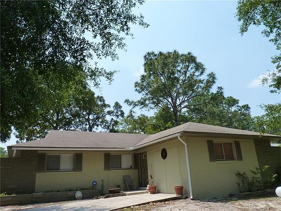 2nd image of 4824 Stony Brook Ln