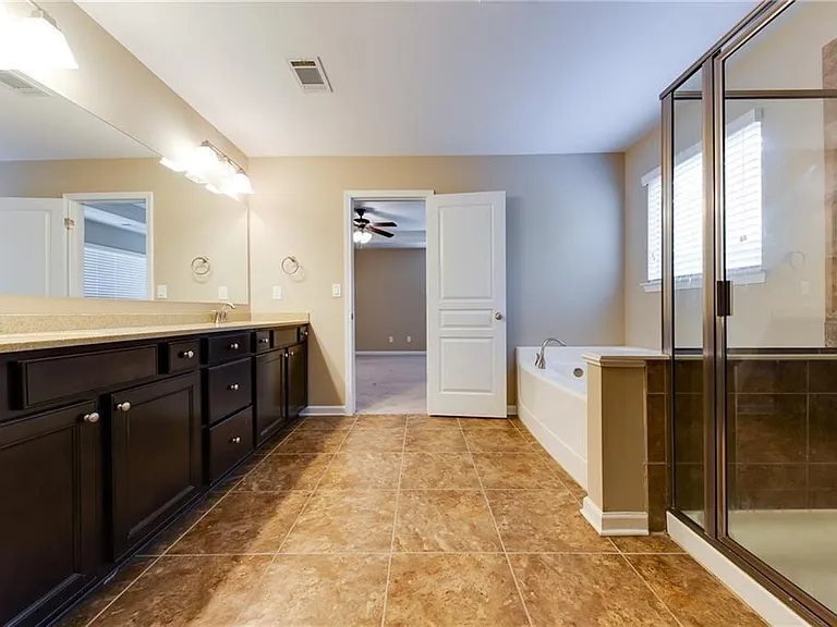 7245 Rocking Horse Ln — Photo 21