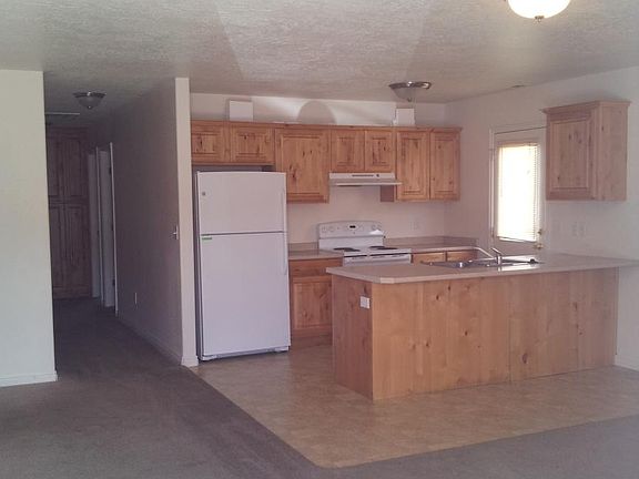 Photos are of similar unit for reference.