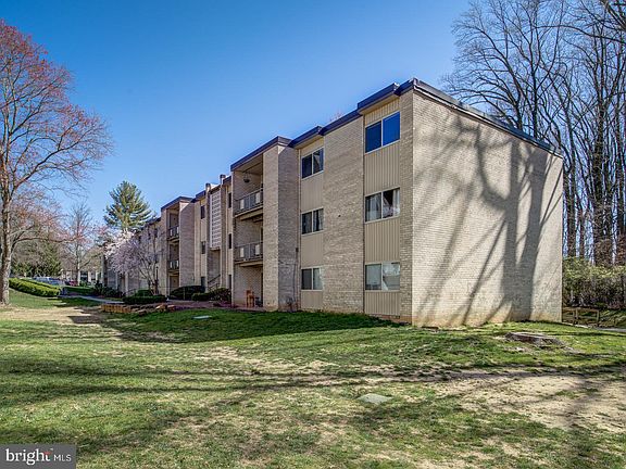 3rd image of 12213 Braxfield Ct #98