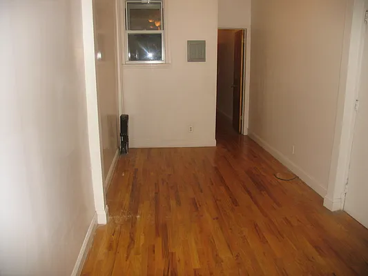 Rented by Rapid Realty Cobble Hill | media 113
