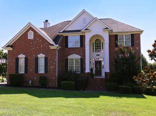 12420 Mayhurst Pl, Raleigh, NC 27614