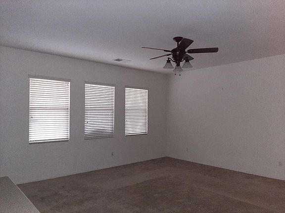 4th image of 957 Saltbush Ln