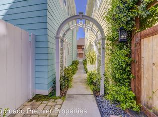 438 E Ave, Coronado, CA 92118