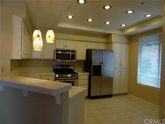 5th image of 36 Breakers Ln