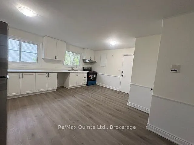 172 Queen St #5 — Photo 4