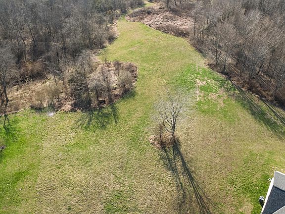 2nd image of 180 Bridle Ct