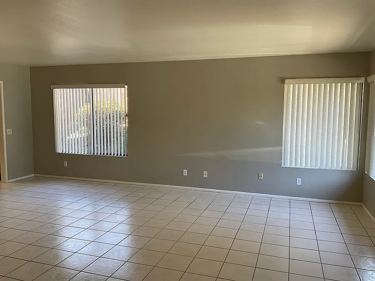 723 Sutton Hill Pl — Photo 20