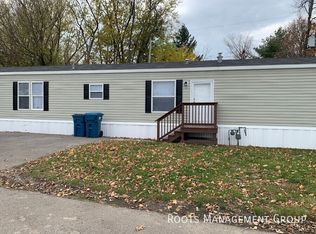 46 Kris Dr #K46, Bloomington, IL 61704