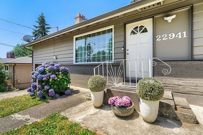4th image of 22941 105th Avenue SE