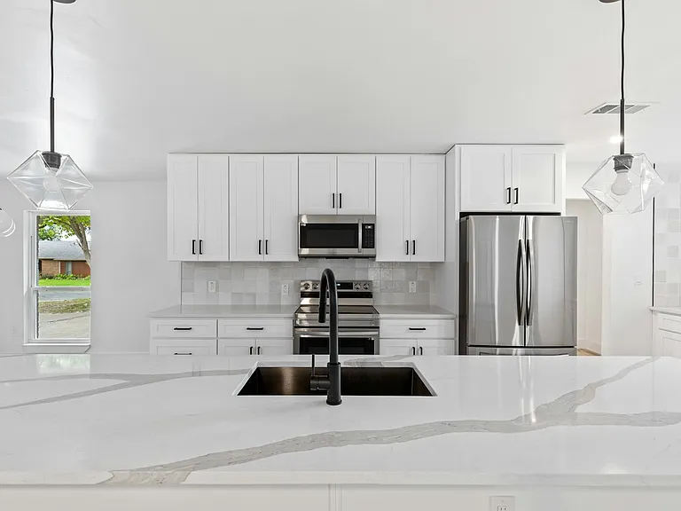 15655 Regal Hill Cir — Photo 18