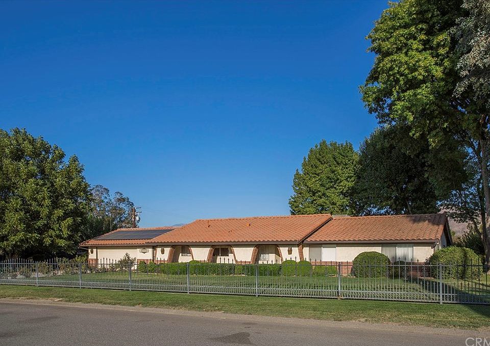 1st image of 30060 Garnet Ln