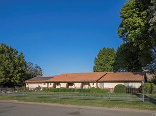 30060 Garnet Ln, Hemet, CA 92543