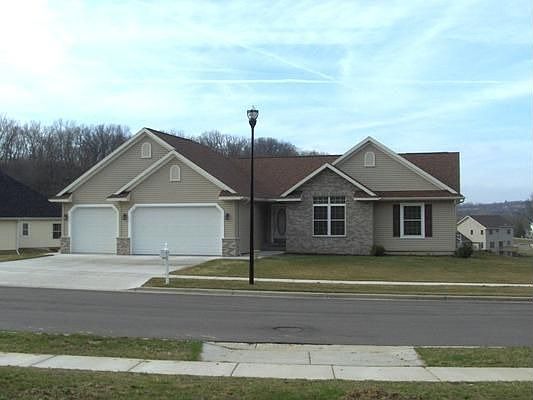 2nd image of 129 Valle Tell Dr