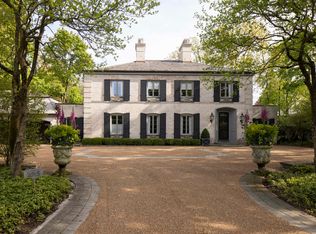 855 Barberry Ln, Lake Forest, IL 60045