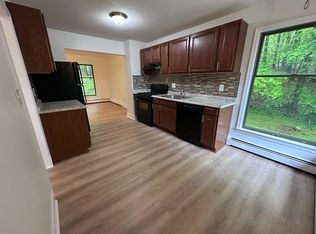 84 Oak Hill Rd, Westtown, NY 10998