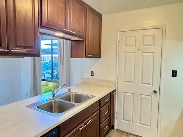 2065 Olivera Rd APT C, Concord, CA 94520