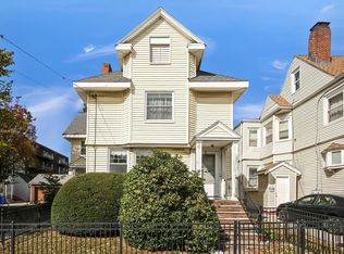 820 Broadway, Chelsea, MA 02150