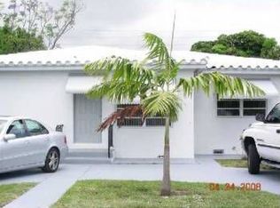 35 SE 7th St, Dania, FL 33004