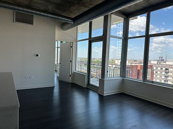 Living room space for entertaining