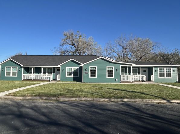 1206 Eisenhower St #3